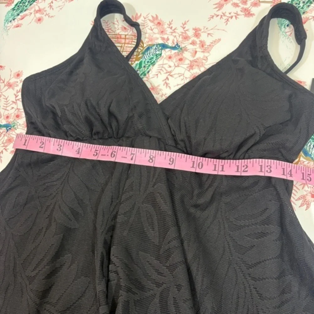 Swim Solutions NWT Black V-Neck Flyaway Women's Tummy-Control Swim swimsuit 14 L - Picture 9 of 13